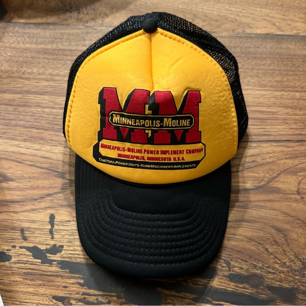 MINNEAPOLIS-MOLINE power implement co Snap Back Vintage Truckers Hat Cap Black